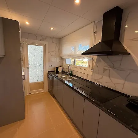 Coastal Retreat Just Steps From The Apartamento *