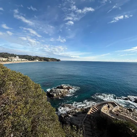 Apartamento Coastal Retreat Just Steps From The *