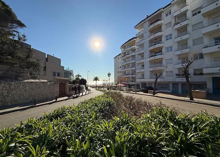 Apartment Coastal Retreat Just Steps From The