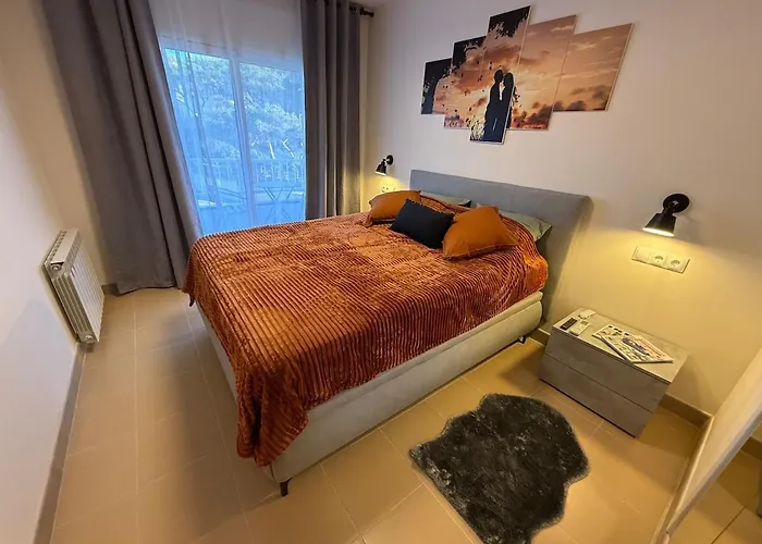 Apartment Coastal Retreat Just Steps From The *