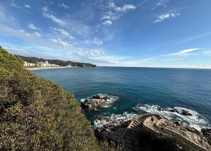 Apartamento Coastal Retreat Just Steps From The *