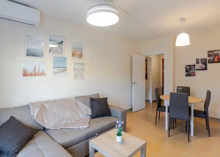 Coastal Retreat Just Steps From The Apartment *