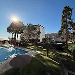 Coastal Retreat Just Steps From The 아파트 *