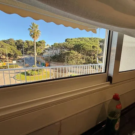 Lejlighed Coastal Retreat Just Steps From The Lloret de Mar