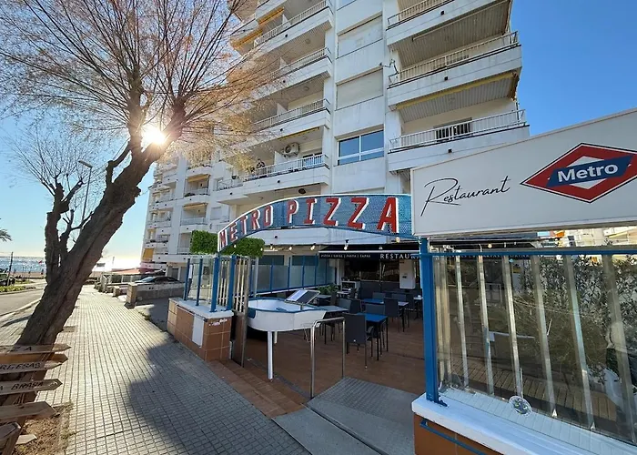 Lejlighed Coastal Retreat Just Steps From The Lloret de Mar