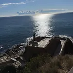 Appartamento Coastal Retreat Just Steps From The